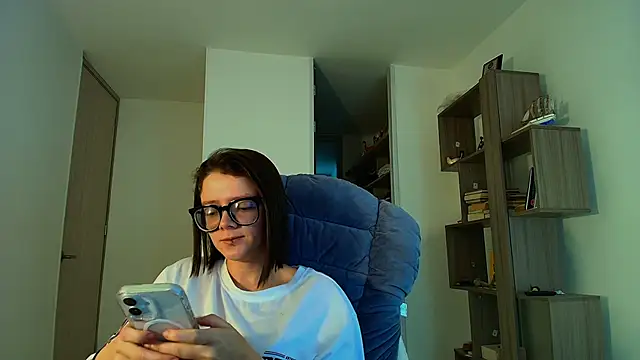 Snapshot of Arya_starrk chatting on November 30, 2025, 3:46 pm Arya starrk online show from November 30, 2025, 3:46 pm