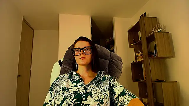 Snapshot of Arya_starrk chatting on November 27, 2025, 2:39 pm Arya starrk online show from November 27, 2025, 2:39 pm