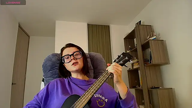 Snapshot of Arya_starrk chatting on November 14, 2025, 2:43 pm Arya starrk online show from November 14, 2025, 2:43 pm