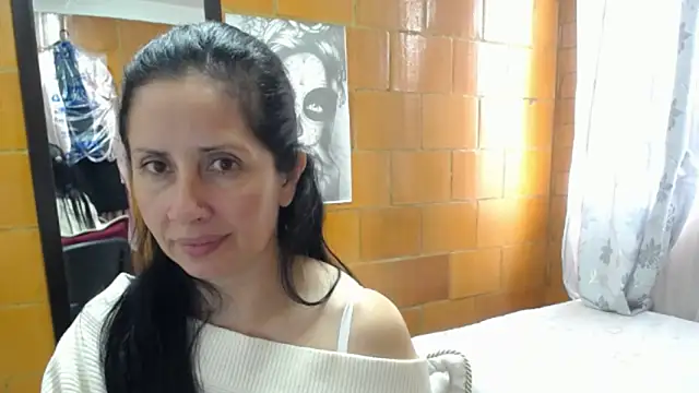 charlote temple online show from October 7, 2025, 4:08 pm