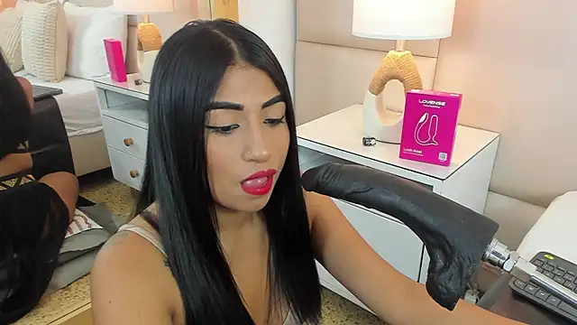 AntoniaRoss  online show from February 19, 2026, 1:19 pm