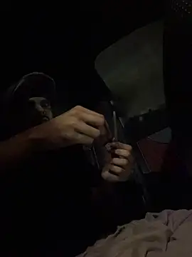 dingoding online show from April 18, 2026, 4:37 am