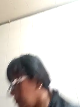 kelly dirty  online show from February 5, 2026, 6:04 pm