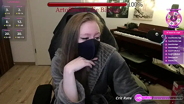 Snapshot of ArtofSweet chatting on July 4, 2026, 7:18 pm ArtofSweet online show from July 4, 2026, 7:18 pm