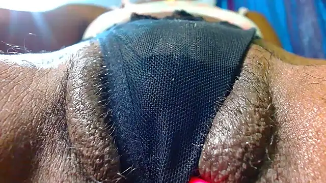 bethanywilson 23 online show from February 28, 2026, 3:44 pm