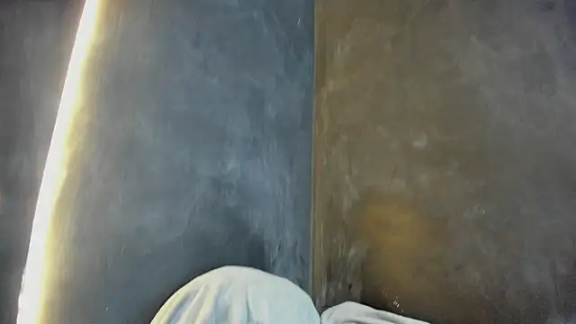 Snapshot of die_mond chatting on December 1, 2025, 3:24 pm die mond online show from December 1, 2025, 3:24 pm