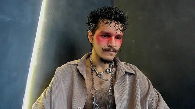 Snapshot of die_mond chatting on December 15, 2025, 3:40 pm die mond online show from December 15, 2025, 3:40 pm