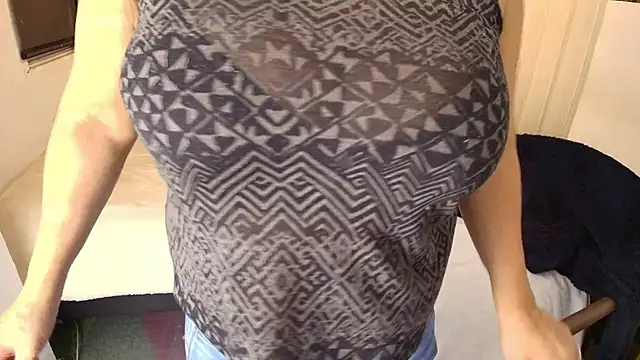 MarilynMiilf  online show from June 11, 2026, 12:32 am