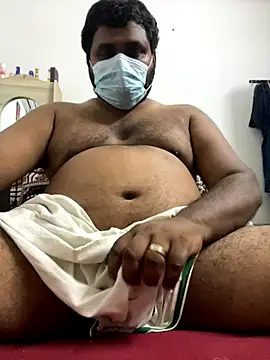 Snapshot of godmail100 chatting on November 8, 2025, 1:36 pm godmail100 online show from November 8, 2025, 1:36 pm