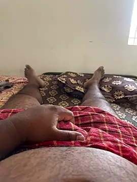 Snapshot of godmail100 chatting on April 7, 2026, 6:15 am godmail100 online show from April 7, 2026, 6:15 am