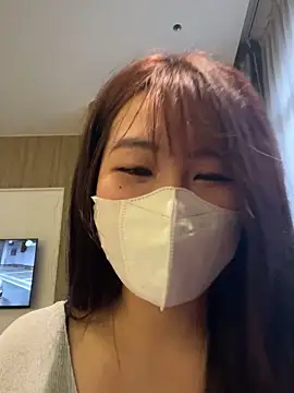Snapshot of Onee-Chew chatting on May 10, 2026, 10:41 am Onee-Chew online show from May 10, 2026, 10:41 am