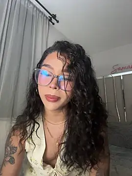 Snapshot of Samantha_Bernardo chatting on July 24, 2026, 2:07 am Samantha Bernardo online show from July 24, 2026, 2:07 am