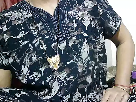 Snapshot of RukminiNew chatting on February 20, 2026, 11:01 am RukminiNew online show from February 20, 2026, 11:01 am