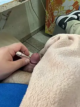 buri232 online show from March 18, 2025, 3:12 pm