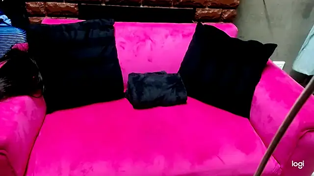 Ducheess online show from October 3, 2025, 9:05 pm