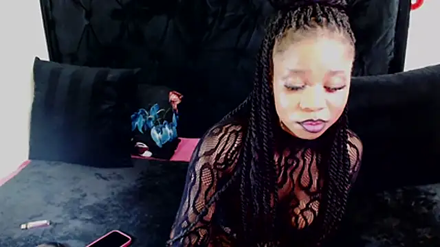 Ducheess online show from November 30, 2025, 9:37 pm