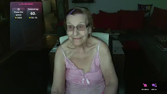 HeisseomaOriginal online show from February 20, 2026, 8:16 am