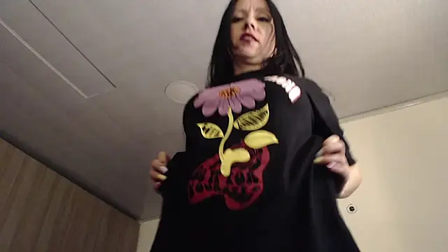 Selene93 online show from November 15, 2025, 8:13 pm