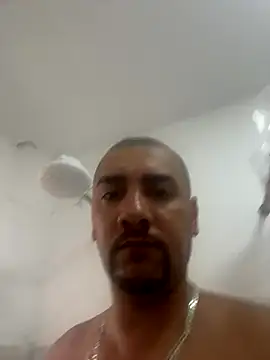 TIAGOPORTEIRO online show from November 24, 2025, 12:05 pm