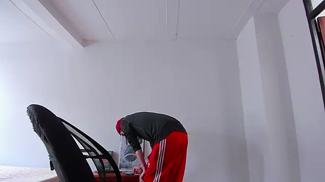 Headhunterdz online show from April 7, 2026, 6:54 pm