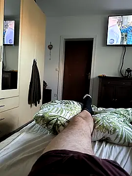 Snapshot of Andy7430 chatting on December 20, 2024, 2:37 pm Andy7430 online show from December 20, 2024, 2:37 pm