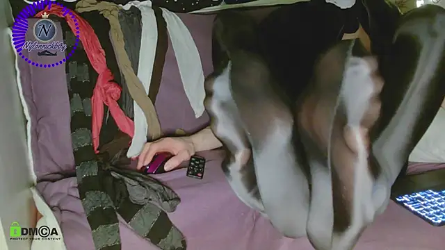 Nyl0nnickb0y online show from March 7, 2025, 10:21 pm