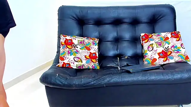 AlfredWalker online show from February 19, 2026, 1:41 pm