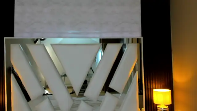 Linda4Petite online show from February 6, 2026, 6:15 pm