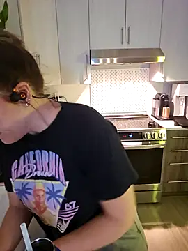 Ellie-L-Elizabeth online show from September 14, 2025, 11:27 pm