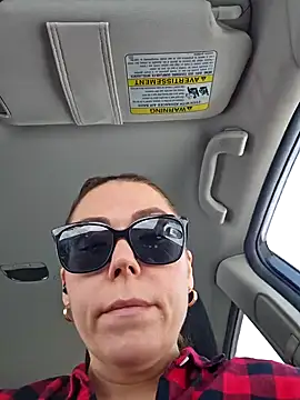 Ellie-L-Elizabeth online show from February 18, 2025, 2:27 pm