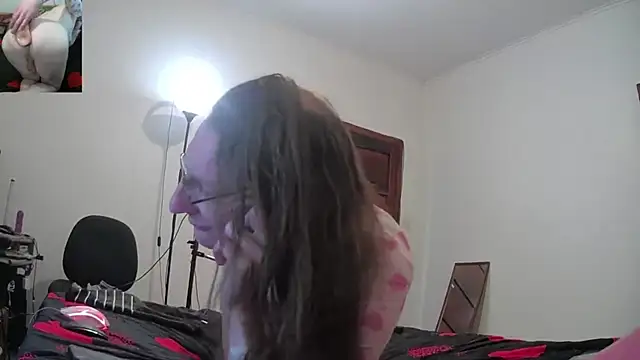 Snapshot of CDAdalyn chatting on October 14, 2025, 3:18 am CDAdalyn online show from October 14, 2025, 3:18 am