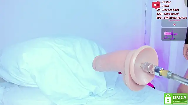 Snapshot of noah-_ chatting on March 3, 2026, 7:32 pm noah- online show from March 3, 2026, 7:32 pm