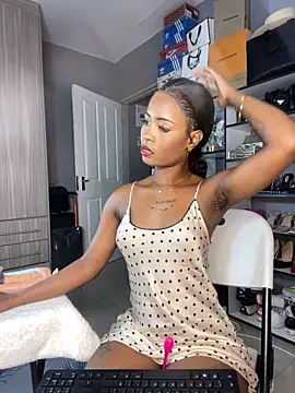 EmpressKitalii online show from March 20, 2025, 11:02 pm