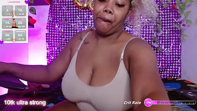 Snapshot of niawk_ chatting on October 24, 2025, 1:32 pm niawk online show from October 24, 2025, 1:32 pm