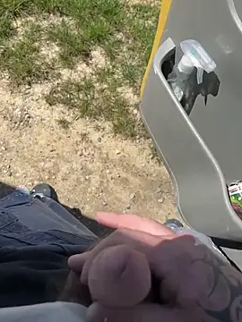 RenaudS-02 online show from April 23, 2026, 11:38 am