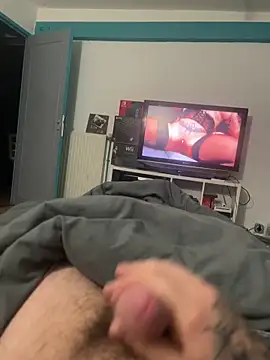 RenaudS-02 online show from April 24, 2026, 1:07 am