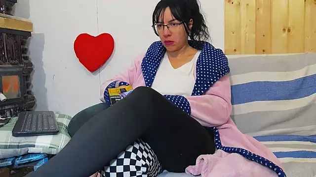 SquirtyMellissaLabia online show from February 21, 2026, 4:25 am