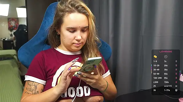 Snapshot of Sandra_SW_ chatting on November 12, 2025, 6:50 am Sandra SW online show from November 12, 2025, 6:50 am