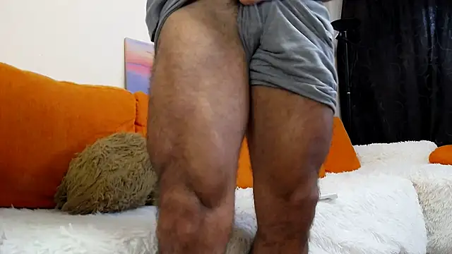 Snapshot of MichaelWills chatting on October 4, 2025, 12:07 pm MichaelWills online show from October 4, 2025, 12:07 pm