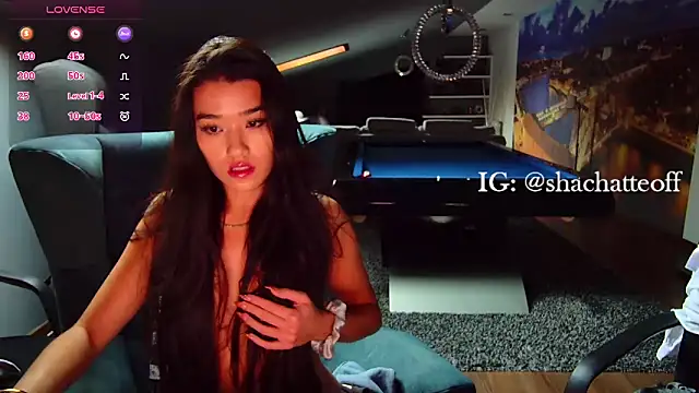 Snapshot of shachatteof chatting on October 5, 2025, 8:16 am shachatteof online show from October 5, 2025, 8:16 am