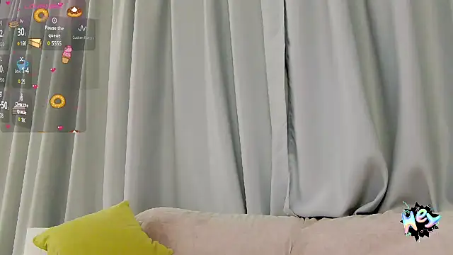 crystalmoon    online show from March 6, 2025, 8:16 pm