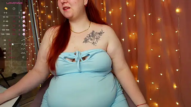 Snapshot of Mia_Bows chatting on June 5, 2026, 11:54 pm Mia Bows online show from June 5, 2026, 11:54 pm