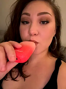 Snapshot of RosieDixx chatting on November 25, 2025, 5:08 am RosieDixx online show from November 25, 2025, 5:08 am