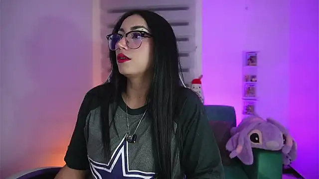 sophie cute66 online show from April 21, 2026, 6:42 am