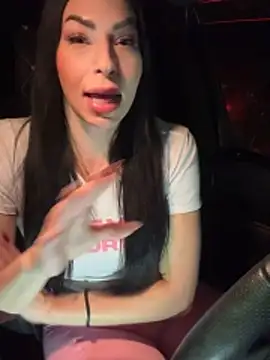 annablisss online show from January 7, 2026, 3:22 am