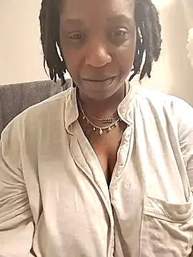 markquanna online show from January 12, 2026, 1:56 am