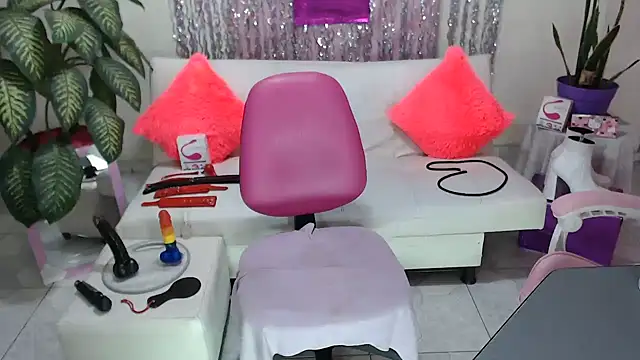  pamelasam online show from February 4, 2025, 8:13 am