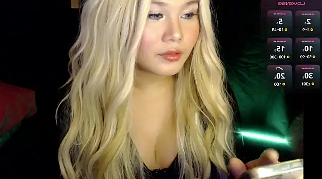 Snapshot of stacey_wills44 chatting on December 3, 2024, 6:54 am stacey wills44 online show from December 3, 2024, 6:54 am