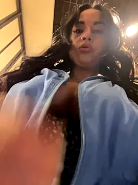 CrazzyChicks online show from September 20, 2025, 6:18 am