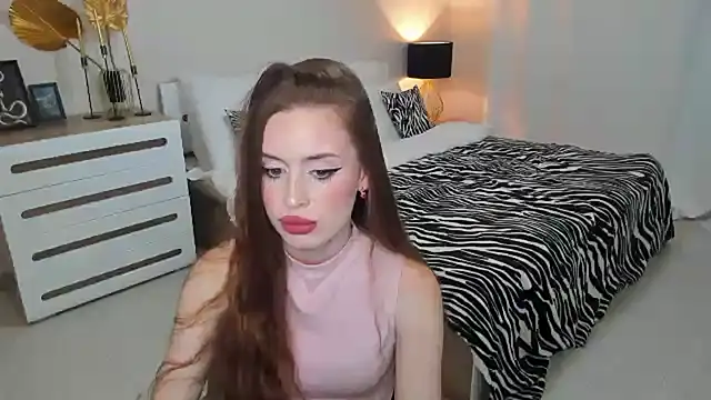 Snapshot of _Sweet__Cherry_ chatting on June 2, 2026, 11:21 am Sweet Cherry online show from June 2, 2026, 11:21 am